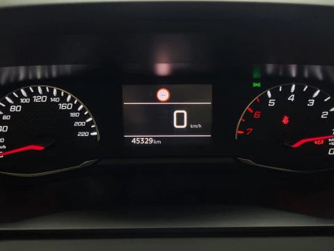 Peugeot 2008 Active Pack Puretech 100 S&S 6 Vel. MAN