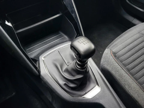 Peugeot 2008 Active Pack Puretech 100 S&S 6 Vel. MAN