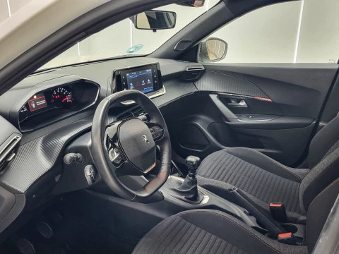 Peugeot 2008 Active Pack Puretech 100 S&S 6 Vel. MAN