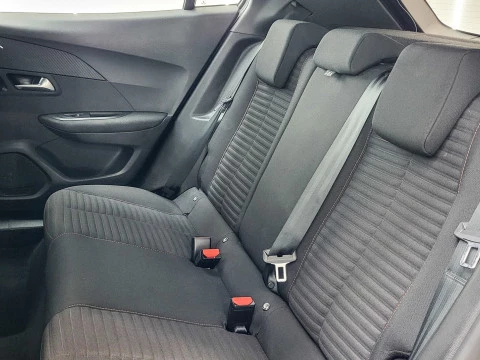 Peugeot 2008 Active Pack Puretech 100 S&S 6 Vel. MAN