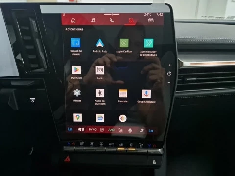 Renault Scenic E-Tech Iconic 160 kW (220CV) gran autonomía