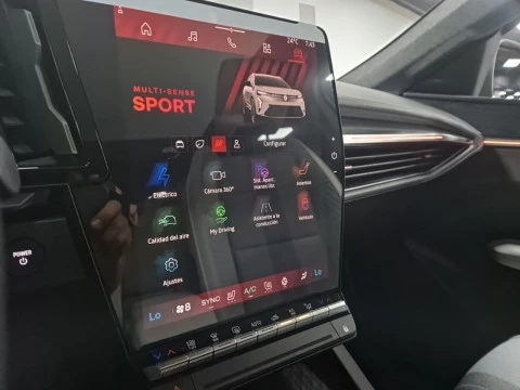 Renault Scenic E-Tech Iconic 160 kW (220CV) gran autonomía