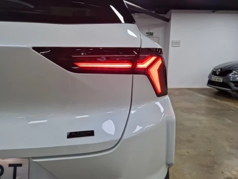 Renault Scenic E-Tech Iconic 160 kW (220CV) gran autonomía