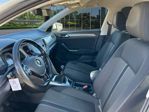 Volkswagen T-Roc Advance 1.0 TSI 81kW (110CV)