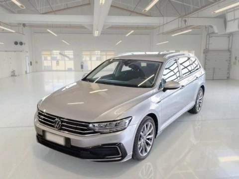 Volkswagen Passat Variant GTE 1.4 TSI e-Power 115kW + 85kW