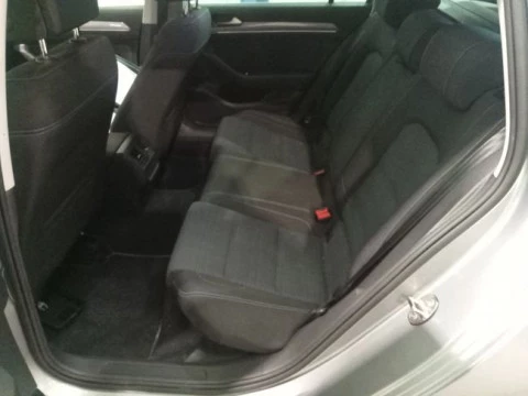 Volkswagen Passat Variant GTE 1.4 TSI e-Power 115kW + 85kW