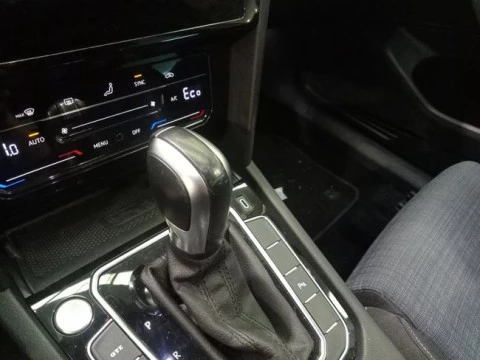 Volkswagen Passat Variant GTE 1.4 TSI e-Power 115kW + 85kW