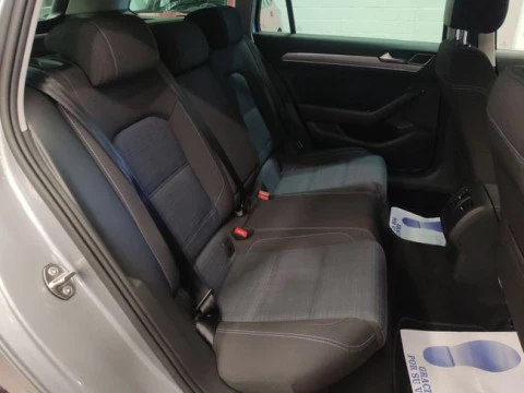 Volkswagen Passat Variant GTE 1.4 TSI e-Power 115kW + 85kW