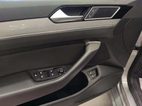 Volkswagen Passat Variant GTE 1.4 TSI e-Power 115kW + 85kW