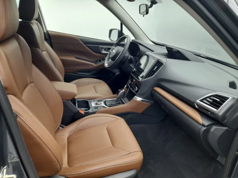 Subaru Forester 2.0i Hybrid CVT Executive Plus