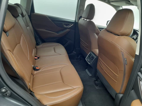 Subaru Forester 2.0i Hybrid CVT Executive Plus