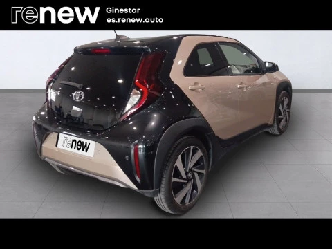 Toyota Aygo X Cross  Play