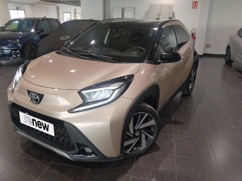 Toyota Aygo X Cross  Play