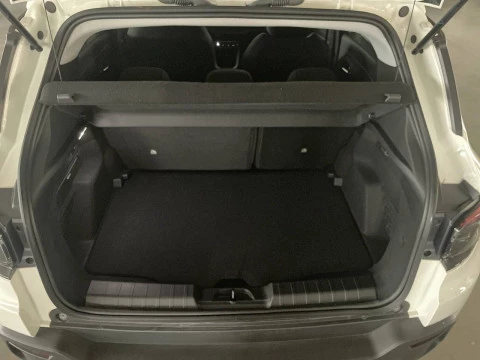 Jeep Avenger BEV 115kW (156CV) Longitude