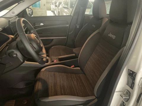 Jeep Avenger BEV 115kW (156CV) Longitude