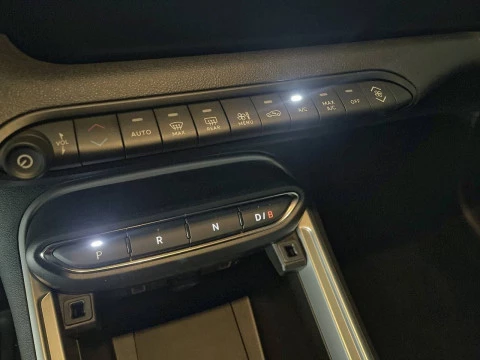 Jeep Avenger BEV 115kW (156CV) Longitude