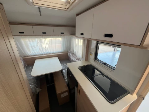 ADRIA AVIVA AVIVA 360 DK