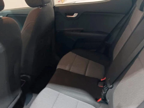 Kia Stonic 1.0 T-GDI MHEV IMT 74KW CONCEPT 5P