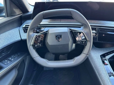 Peugeot 3008 Hybrid 1.2 107KW Allure eDCS6
