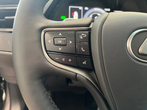 Lexus ES 2.5 300h Premium