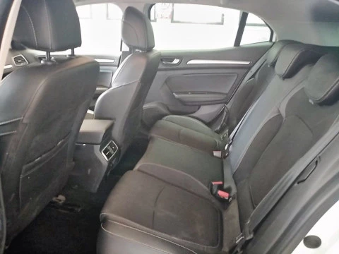 Renault Megane   1.3 TCe GPF Zen Fast Track 103kW