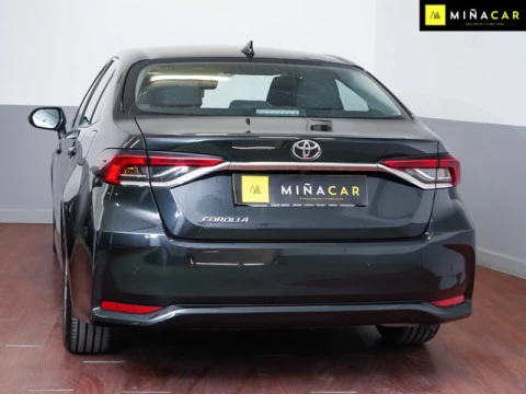 Toyota Corolla 1.5 125 Sedan 92 kW (125 CV)
