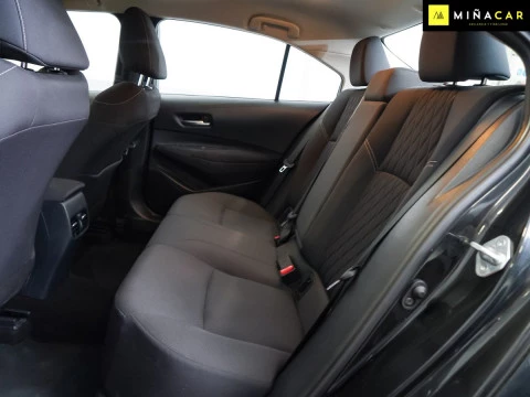Toyota Corolla 1.8 125H ACTIVE TECH E-CVT SEDAN