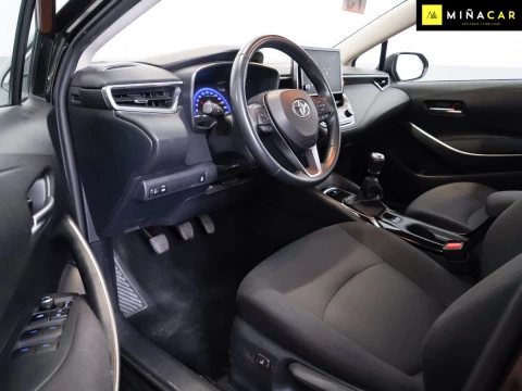 Toyota Corolla 1.8 125H ACTIVE TECH E-CVT SEDAN