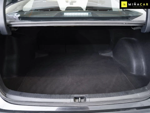 Toyota Corolla 1.8 125H ACTIVE TECH E-CVT SEDAN