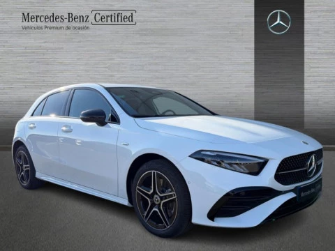 Mercedes-Benz Clase A  250 e Compacto con tecnología híbrida