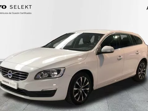 Volvo V60 familiar 2.0 D3 MOMENTUM AUTO 5P