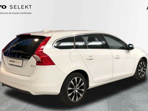 Volvo V60 familiar 2.0 D3 MOMENTUM AUTO 5P