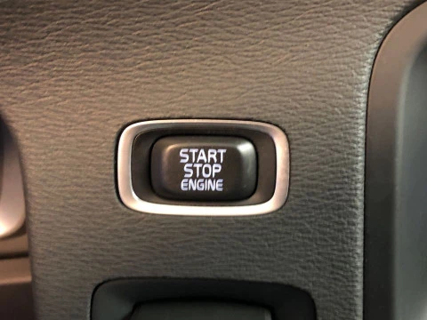 Volvo V60 familiar 2.0 D3 MOMENTUM AUTO 5P