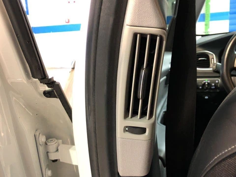 Volvo V60 familiar 2.0 D3 MOMENTUM AUTO 5P