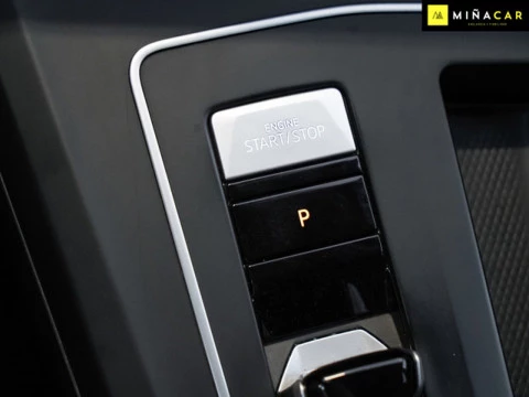 Volkswagen Golf 2.0 TDI 85kW 115CV DSG Variant
