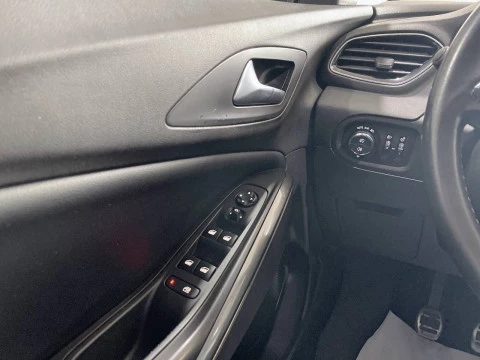 Opel Grandland X 1.5 CDTi Design Line 120 Aniversario