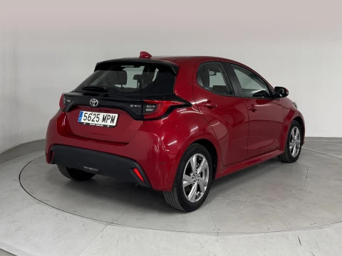 Toyota Yaris 1.5 120H Active Plus