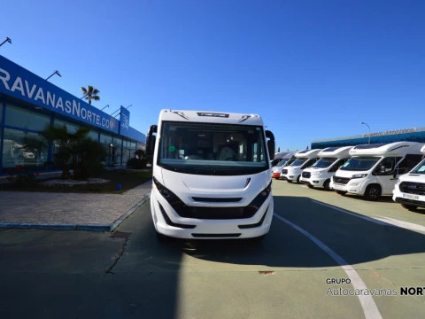 MCLOUIS NEVIS NEVIS 879