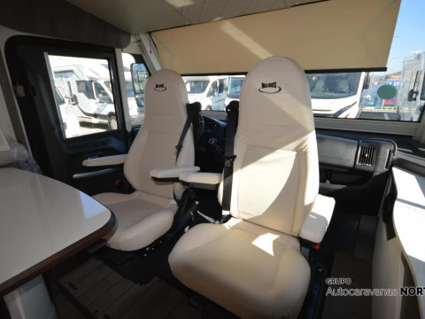 MCLOUIS NEVIS NEVIS 879