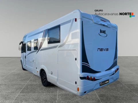 MCLOUIS NEVIS NEVIS 879