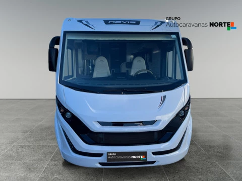 MCLOUIS NEVIS NEVIS 879