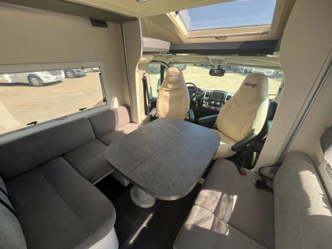 CHALLENGER 396 PREMIUM