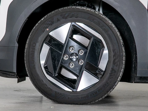 Kia EV3 Earth Long Range