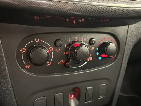 Dacia Sandero Stepway Essential TCe 66 kW (90 CV)