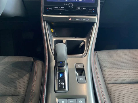 Lexus LBX 1.5 136cv HEV Emotion