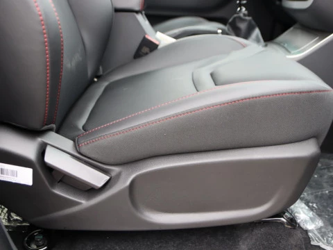 EVO CROSS 4 2.0 D 4WD (A ESTRENAR)