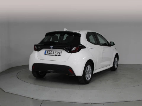 Toyota Yaris 1.5 120H Business Plus
