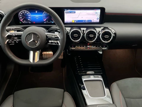 Mercedes-Benz Clase A 180 Compacto