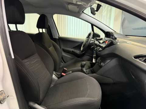 Peugeot 208 5P LIKE 1.6 BlueHDi 55KW (75CV)