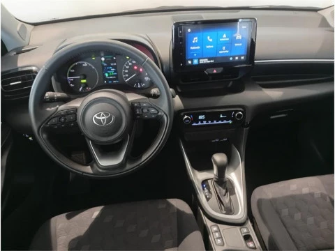 Toyota Yaris ACTIVE PLUS